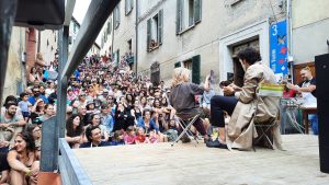 Taliansky mím Enrico Mazza v interaktívnej pantomimickej show Z kufra_Foto_Ján Fakla